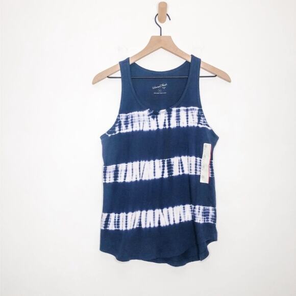Universal Threads Blue and White Tie Dye Lafayette Tank Size XS NWT - Picture 3 of 8